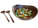 Tiikkipuusta valmistettu salaattisetti - koostuu kulhosta n. Halkaisija 30 cm ja korkeus 10 cm sekä salaattiaterimet